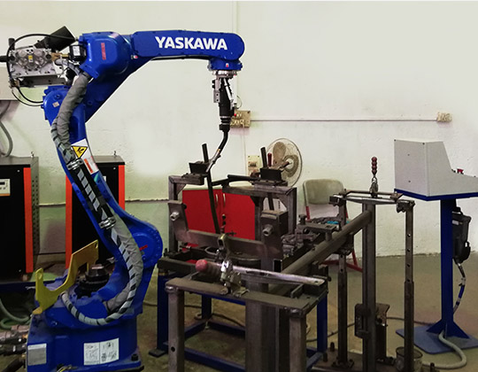 Robotic welding arm