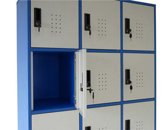 Matrix locker