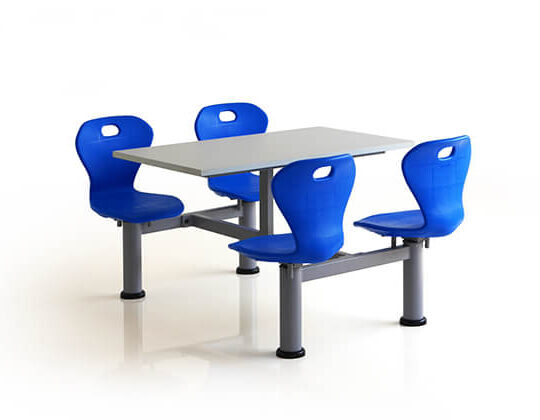quattro cafeteria seating